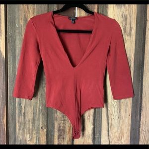 EXPRESS v-neck 3/4 sleeve bodysuit